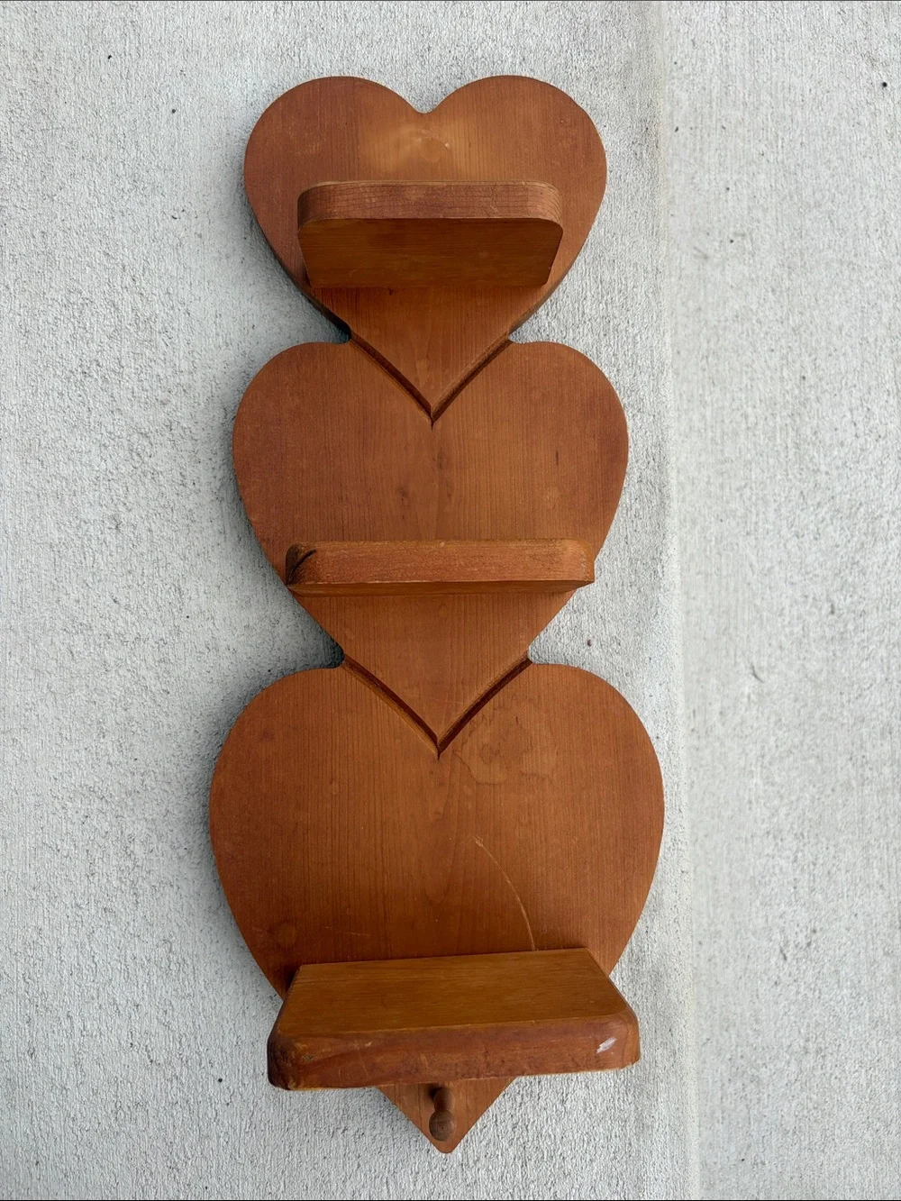 VTG Wooden Heart Wall Shelf - Brown